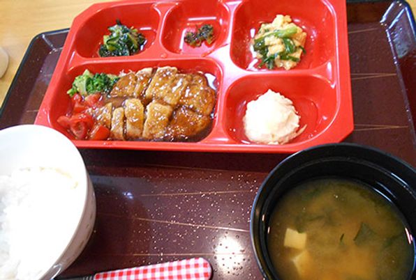 豊かな食事風景