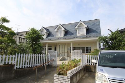 クラシックな建物の外観