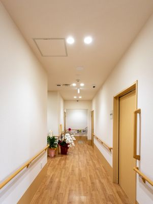 温かみのある廊下