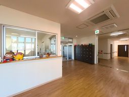 広々とした廊下