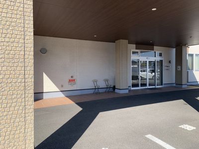 影が心地よい玄関