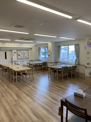 広々とした食堂スペース