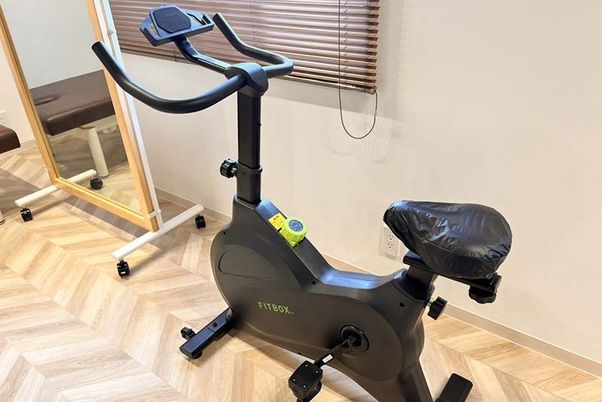 フィットネスバイクのある部屋
