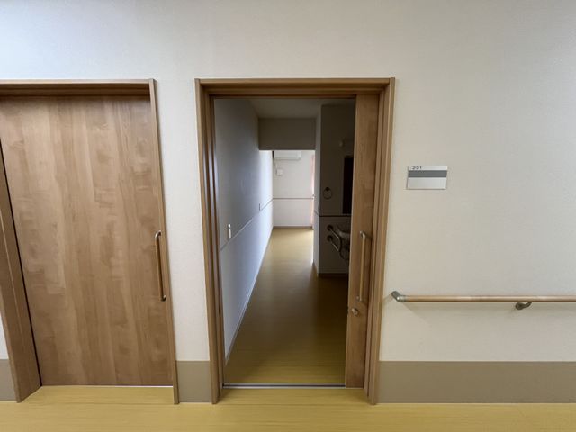 落ち着いた廊下の一角