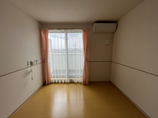 日の当たる居室