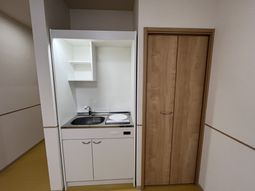 居室の小さなキッチン