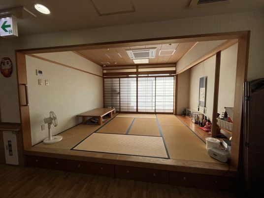 落ち着いた和室