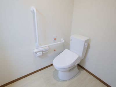 バリアフリーのトイレ設備