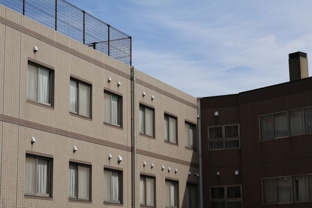快適施設外観 外観 清潔で整った外観の施設です。快適な環境でスキルを活かし、働きませんか？