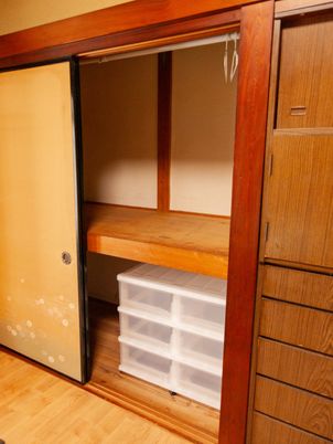 和風の居室の片引き戸
