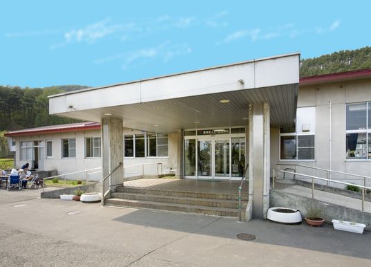 広々としたエントランス風景