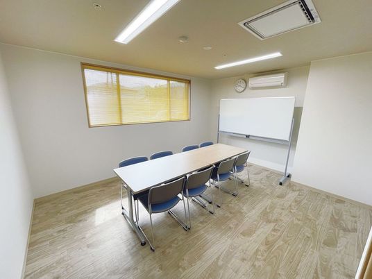会議用の多目的室  