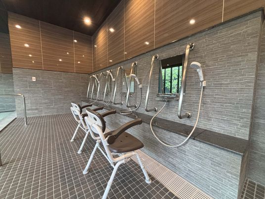 シャワールーム