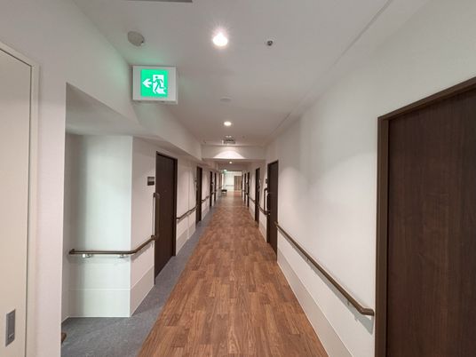 長い廊下