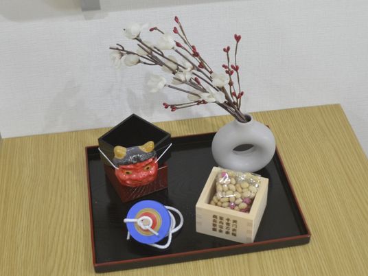 節分の飾り置物