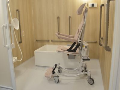 清潔な浴室