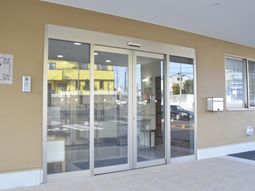 扉のある出入口