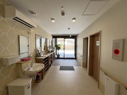 清潔感のある廊下