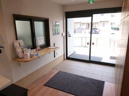 明るいエントランス