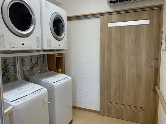 清潔感のある洗濯スペース
