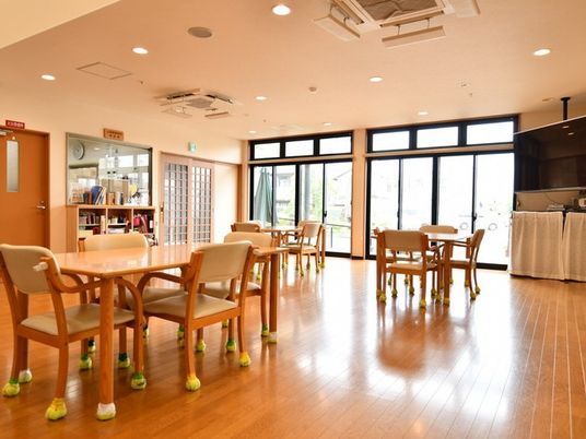 明るい食堂  