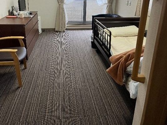 居室のベッド  