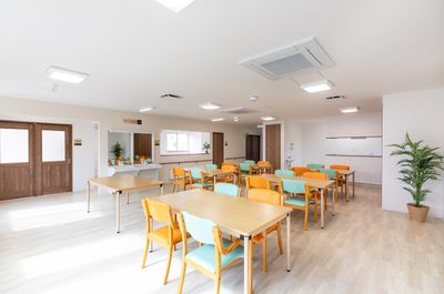 広々としたダイニングルーム