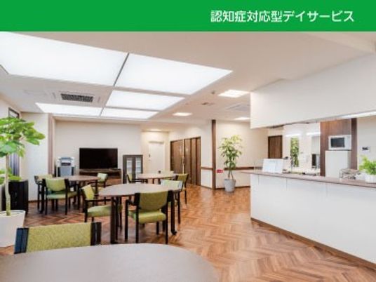 明るい食堂  