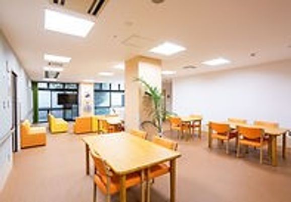 広々としたラウンジ