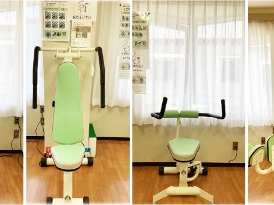 機能訓練機器のある室内  