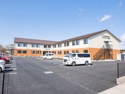 駐車場付きの建物