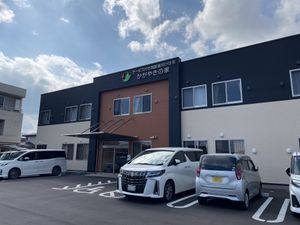 シンプルな建物外観