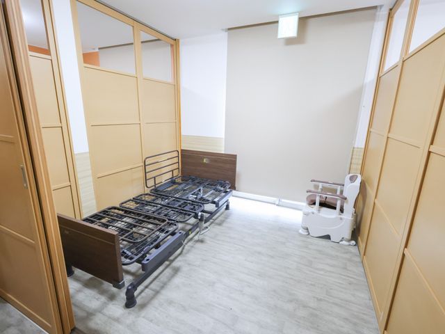 居室の設備 居室 プライバシーが確保されたコンパクトな空間で、利用者の快適な生活をサポートします。