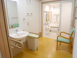 落ち着いた脱衣所