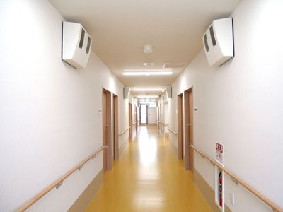 広々とした廊下