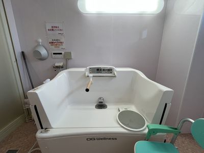 明るい浴室