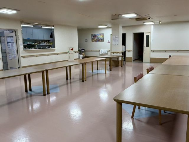 広い食堂です  