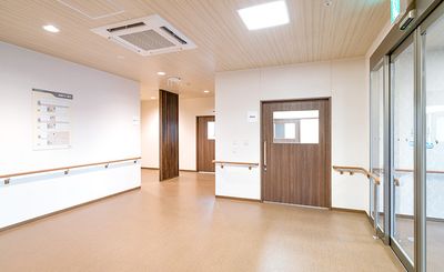 温かみのある廊下