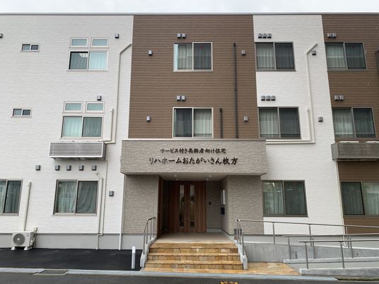 広々としたエントランス