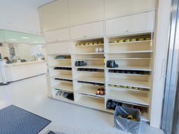 靴の収納棚