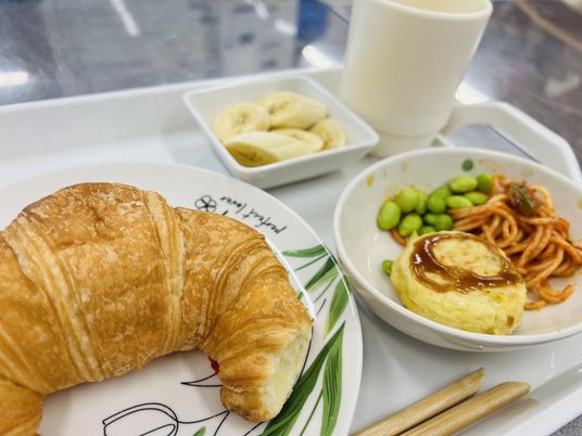 働くスタッフの笑顔