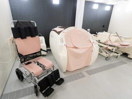 入浴設備と車椅子