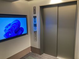 エレベーター前の様子