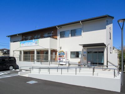 清潔な施設外観