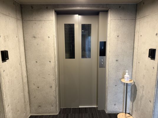 現代的なエレベーター