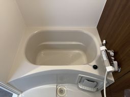 シンプルな浴室