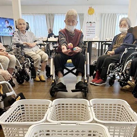 高齢者と楽しく活動する場