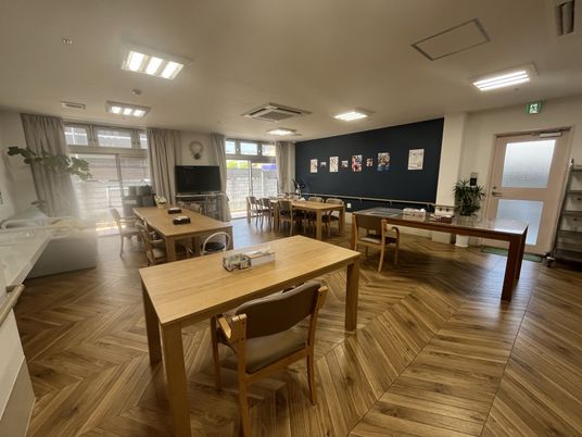 広々としたダイニング空間