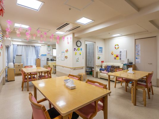 暖かい雰囲気の部屋