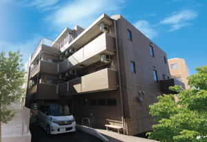 日差し豊かな外観